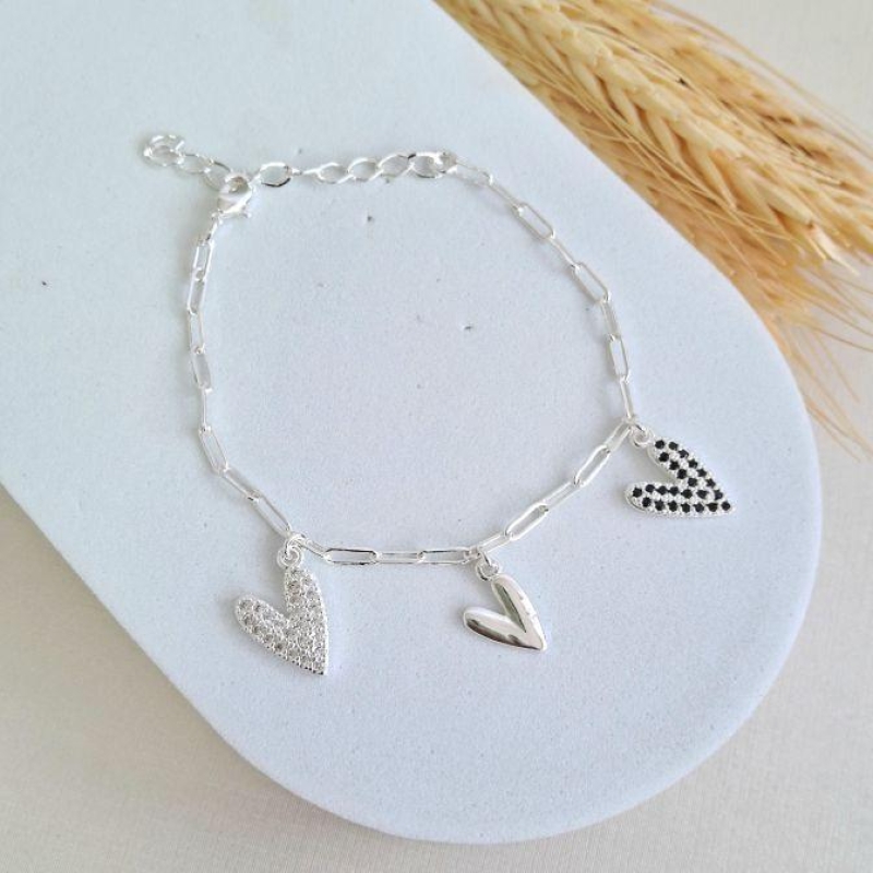 Pulseira trio de corações - liso, black e cristal