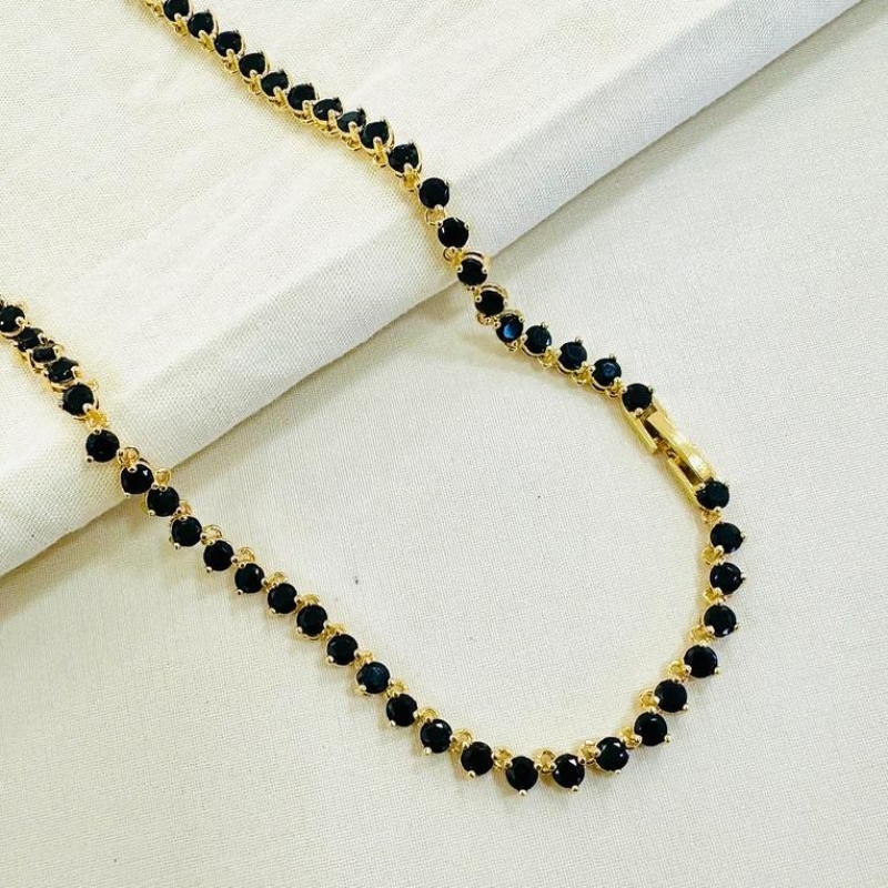 Riviera black