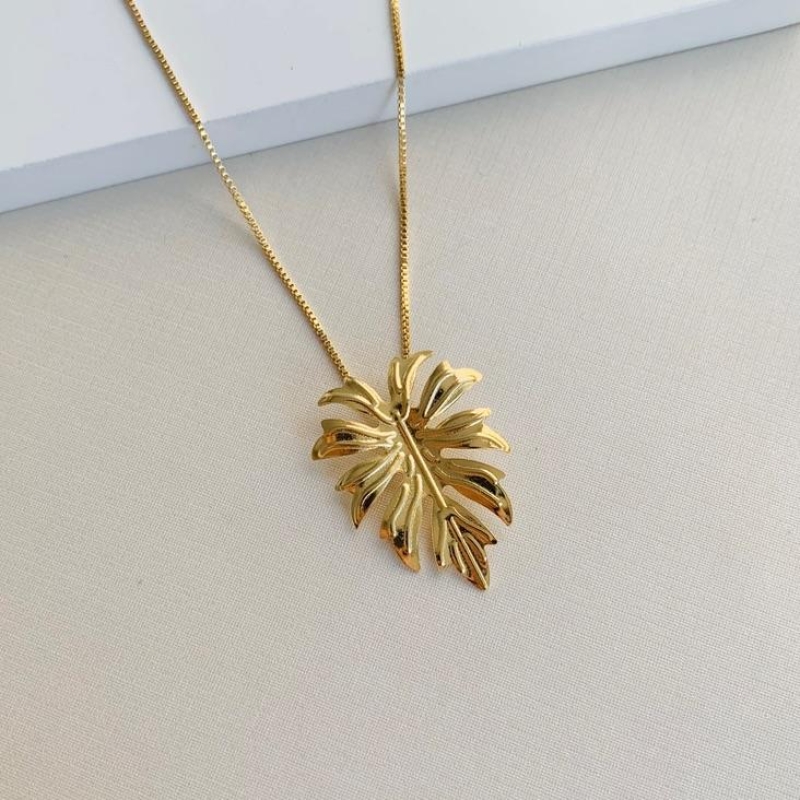 Colar luxo folha