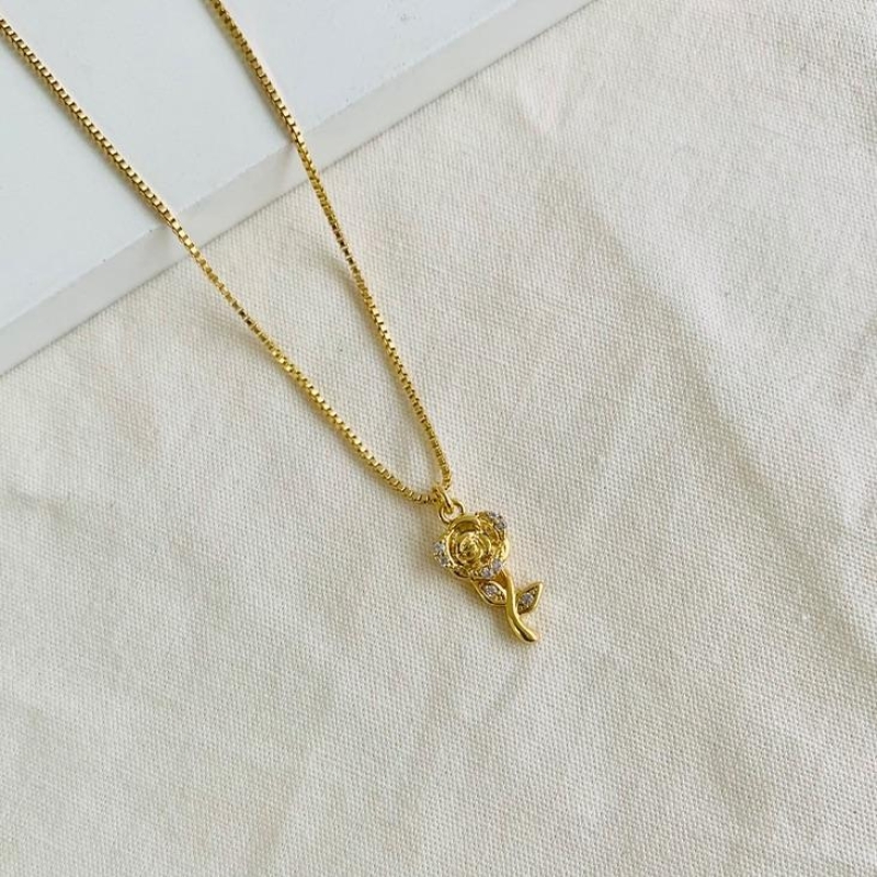 Colar Flor Rosa delicada