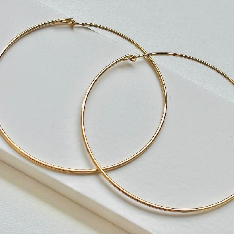 Argola fechada 6cm