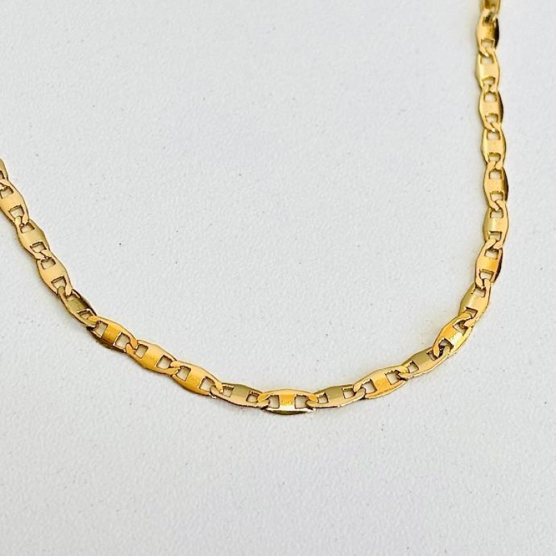 Choker piastrini