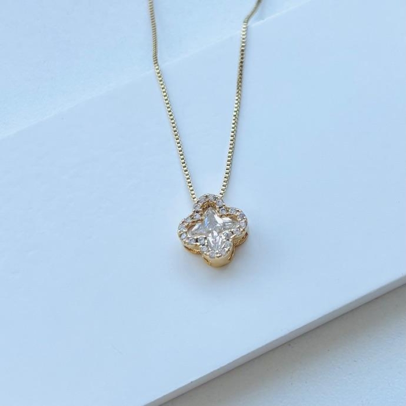 Colar lux trevo em zirconia