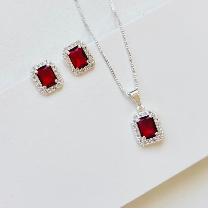Conjunto luxo vermelho