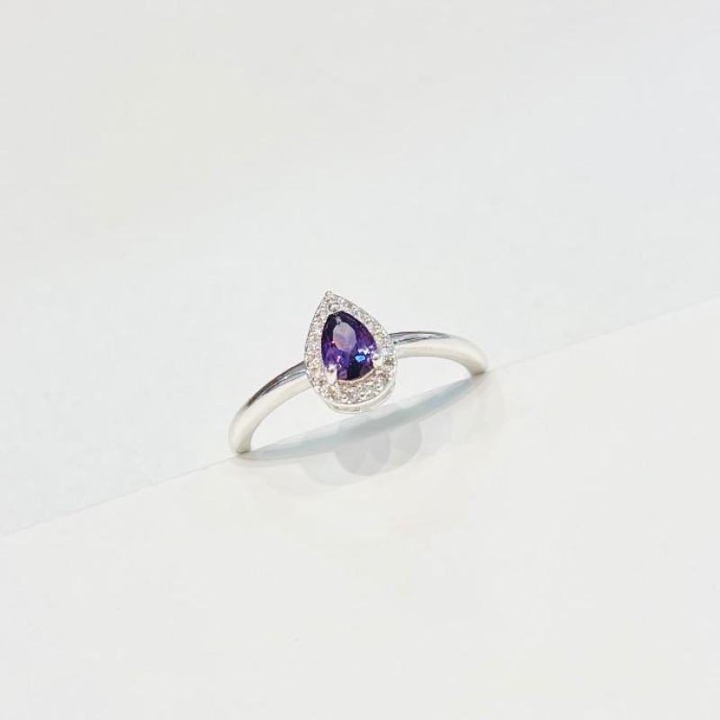 Anel gota zirconia lilás com cravejado