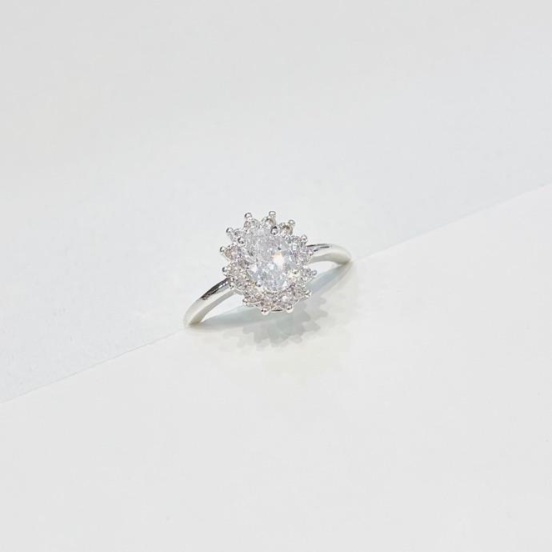 Anel redondo luxo zirconia com cravejado