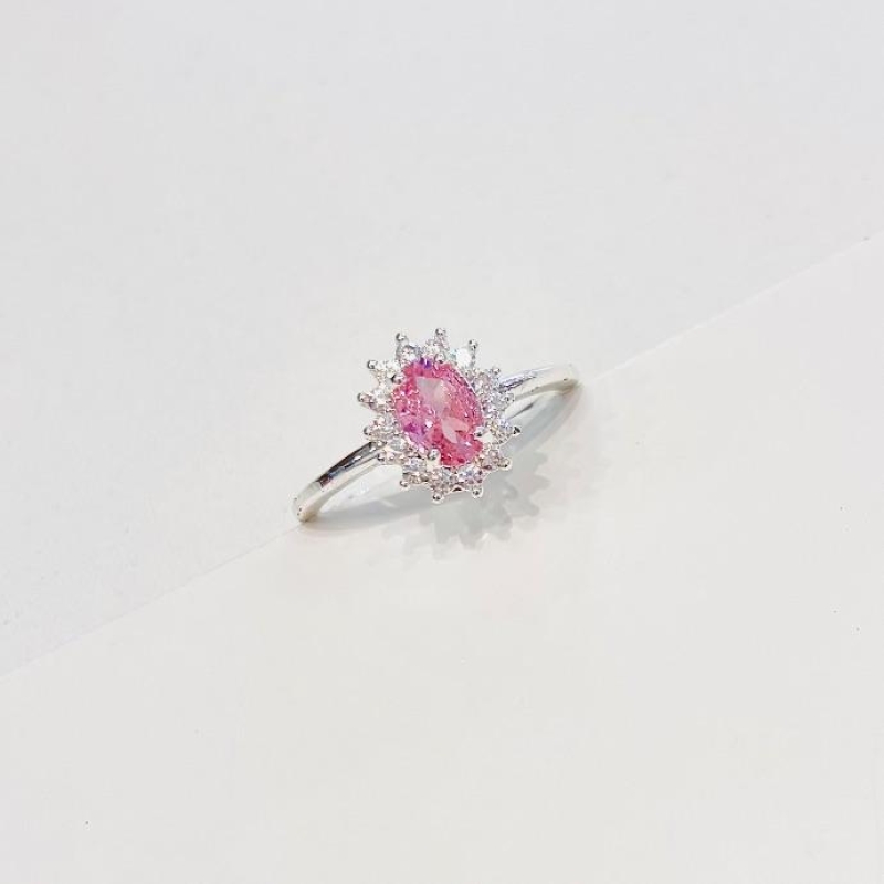 Anel redondo luxo zirconia rosa com cravejado
