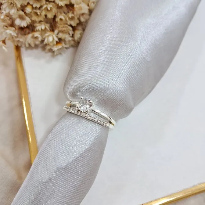 Anel zirconia com aparador prata