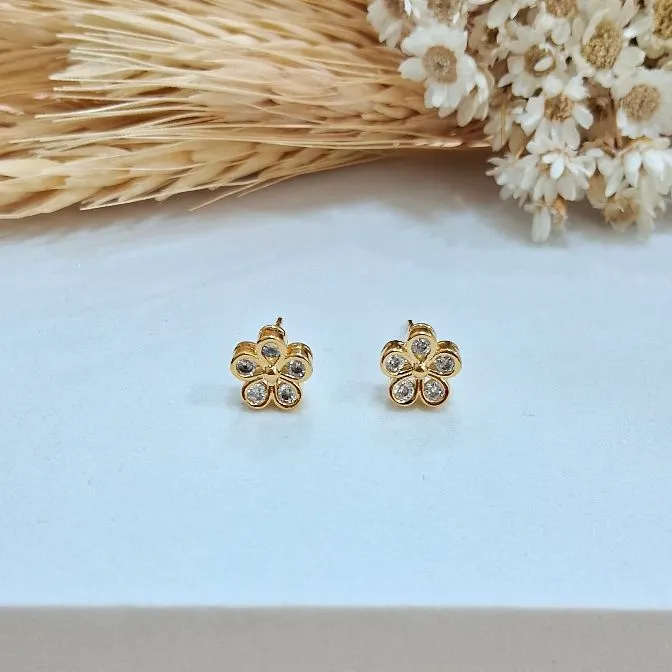 Brinco florzinha com zircônia