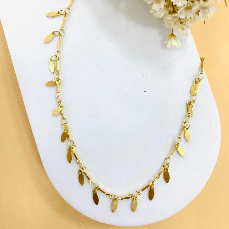 Choker charme folhas gold