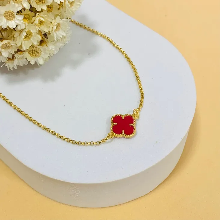 Colar 1 trevo p vermelho VC