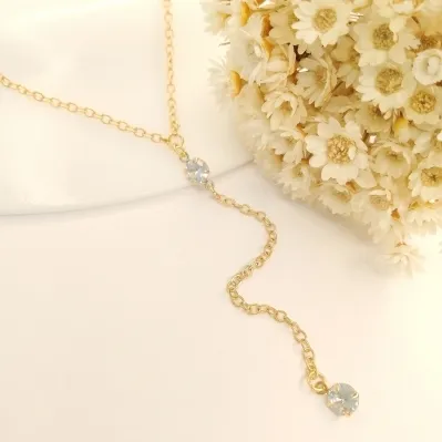Colar gravatinha com duas zircônias 