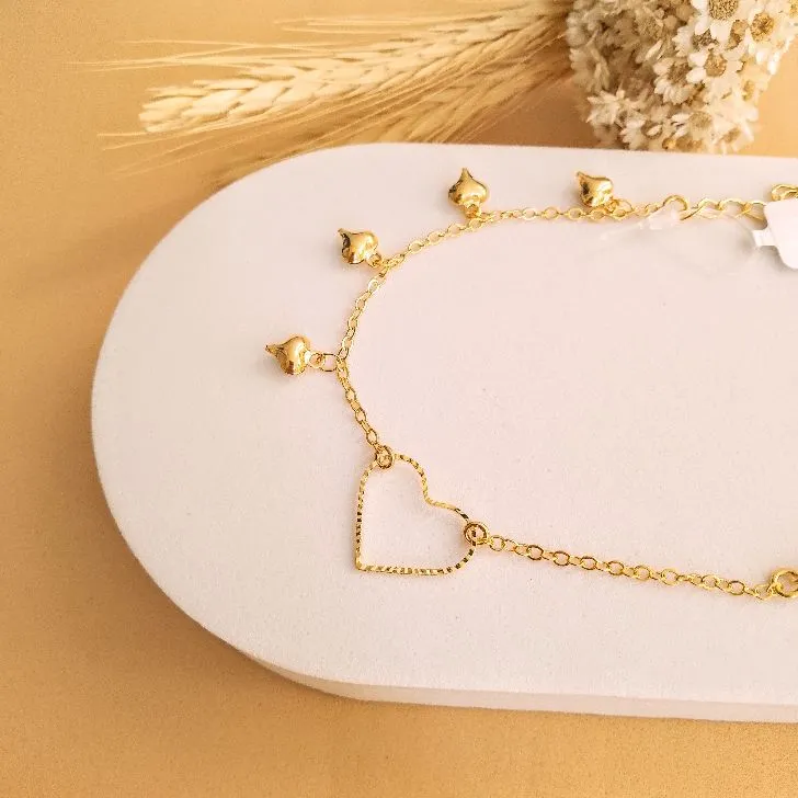 Pulseira corações lisos com coração vazado