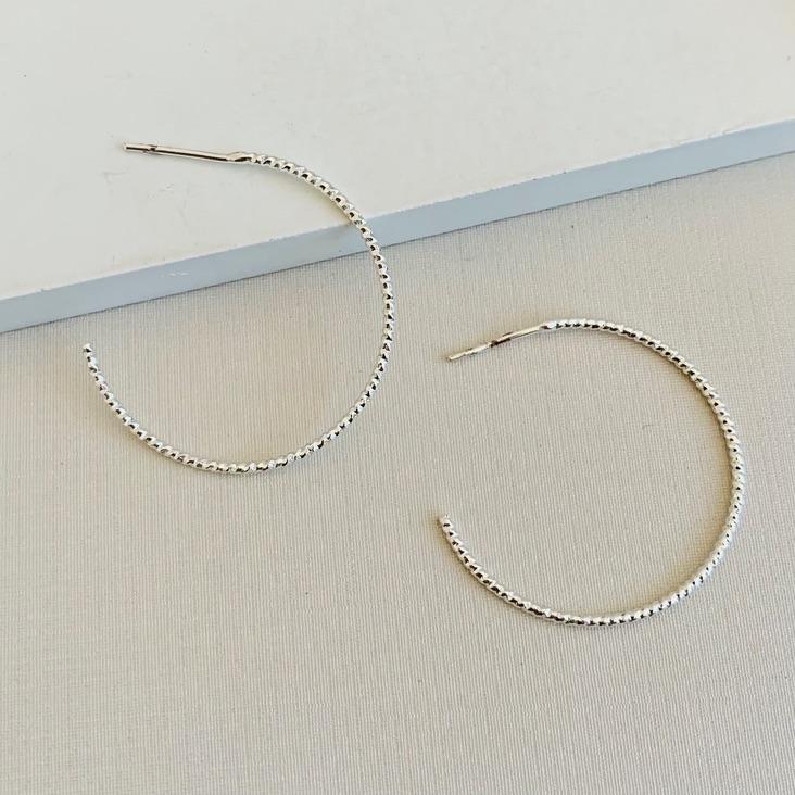 Argola diamantada prata