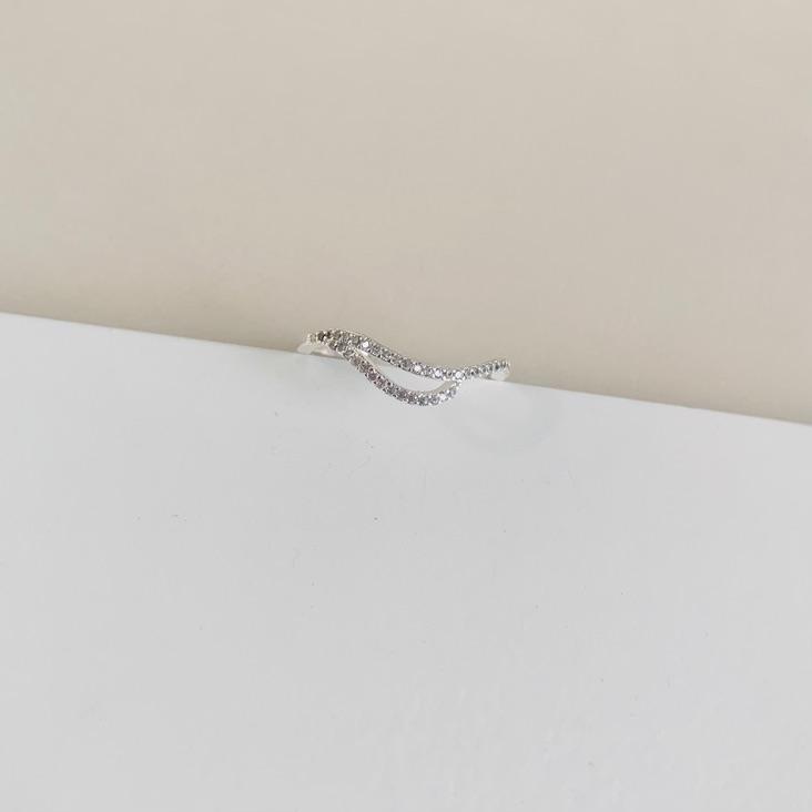 Anel aparador especial cravejado