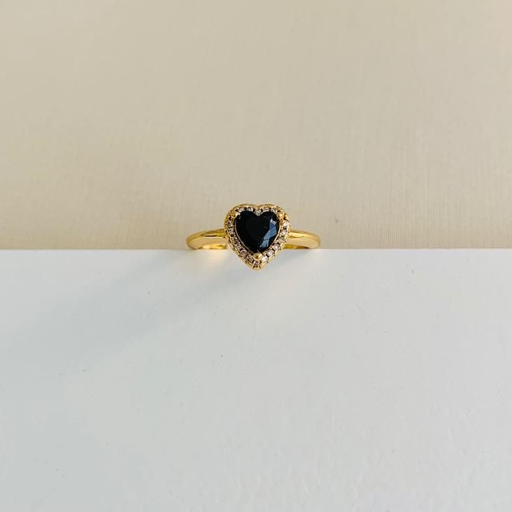 Anel coração zirconia preta