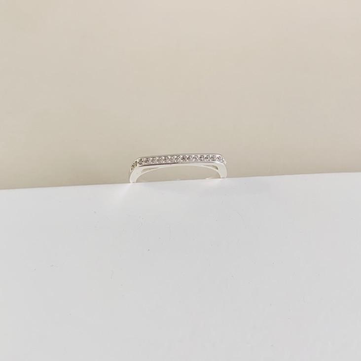 Anel quadrado com orelha prata