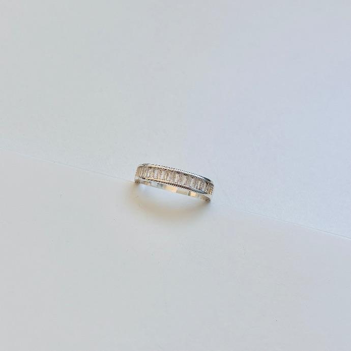 Anel quadrado zirconia baguete prata