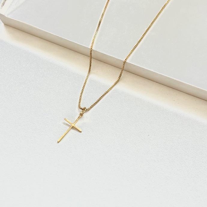 Colar cruz minimalista
