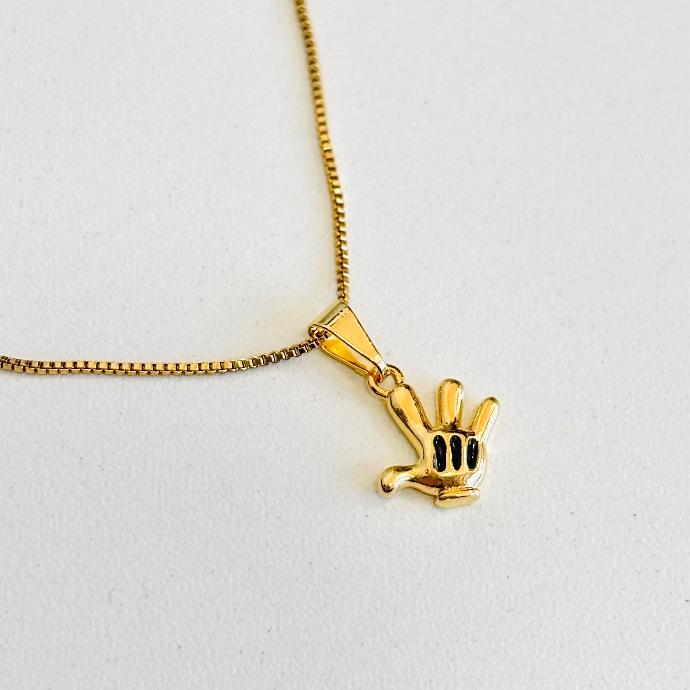 Colar mão do mickey