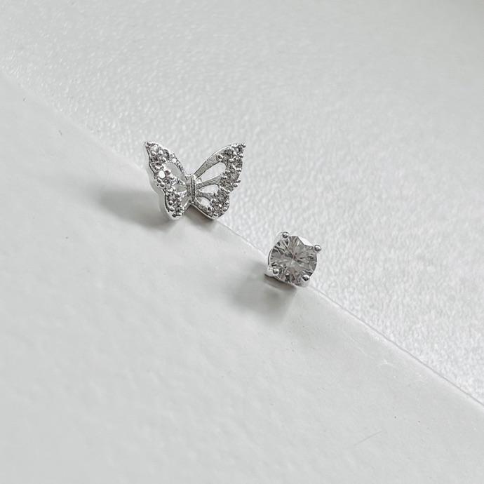 Dupla borboleta cravejada e ponto de luz