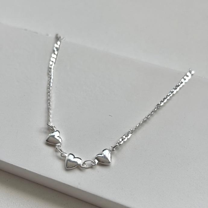 Tornozeleira 3 corações Larissa