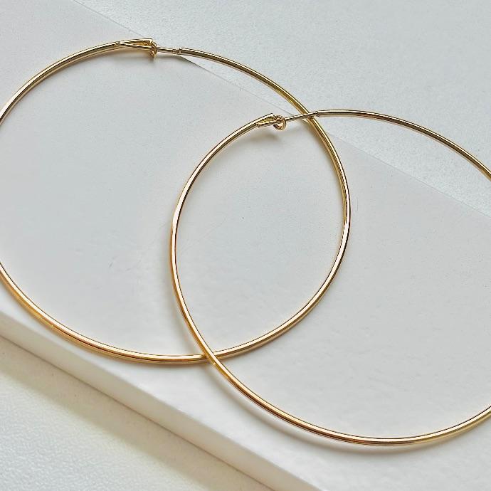 Argola fechada 6cm