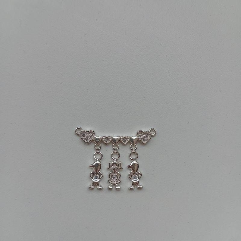 Colar canga tres filhos mini corações cravejados