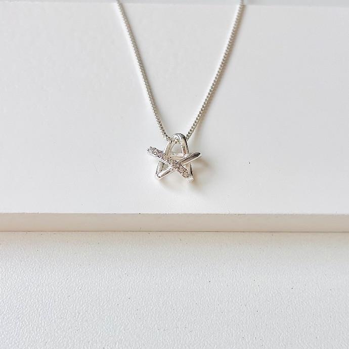 Colar estrela cadente com zirconias
