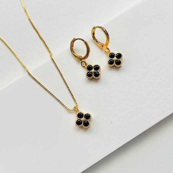 Conjunto trevinho preto