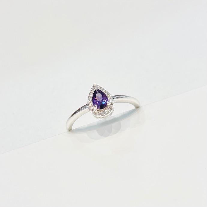 Anel gota zirconia lilás com cravejado