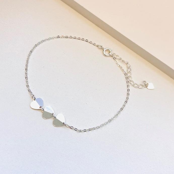 Tornozeleira 3 corações dobrados
